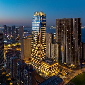 Four Seasons Hotel Dalian
